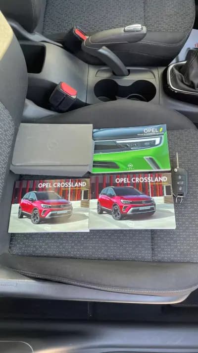 Vendo Opel Crossland 2022 - 17450 EUR, 40566 km - AUTO.MOTO.pt