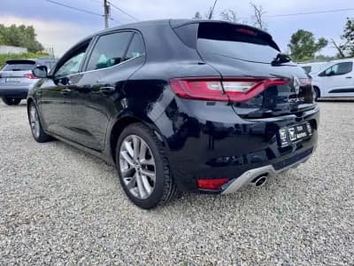 Sell Renault Mégane 2016 - 14750 EUR, 142000 km - AUTO.MOTO.pt