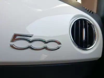 Sell Fiat 500 2018 - 10900 EUR, 75300 km - AUTO.MOTO.pt