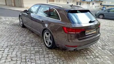 Vendo Audi A4 Avant 2017 - 19900 EUR, 194589 km - AUTO.MOTO.pt