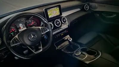 Vendo Mercedes-Benz C 220 2018 - 26800 EUR, 147000 km - AUTO.MOTO.pt