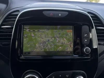 Vendo Renault Captur 2018 - 14500 EUR, 48000 km - AUTO.MOTO.pt