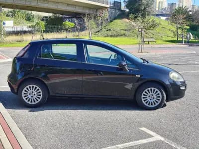 Vendo Fiat Punto Evo 2011 - 6480 EUR, 148000 km - AUTO.MOTO.pt
