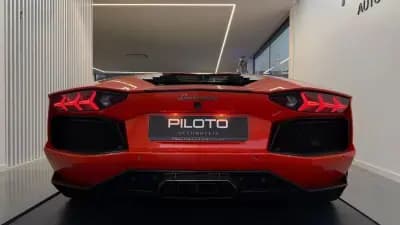 Sell Lamborghini Aventador 2012 - 349900 EUR, 17929 km - AUTO.MOTO.pt