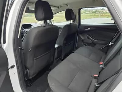 Sell Ford Focus SW 2015 - 7990 EUR, 218000 km - AUTO.MOTO.pt