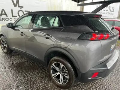 Vendo Peugeot 2008 2022 - 19500 EUR, 136000 km - AUTO.MOTO.pt