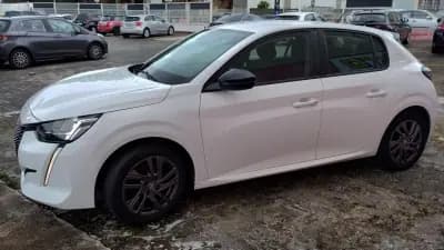 Sell Peugeot 208 2022 - 13999 EUR, 47000 km - AUTO.MOTO.pt
