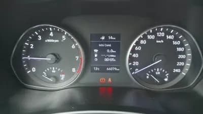 Vendo Hyundai i30 Fastback 2019 - 16500 EUR, 65000 km - AUTO.MOTO.pt