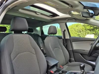 Sell SEAT Leon 2019 - 15900 EUR, 90147 km - AUTO.MOTO.pt