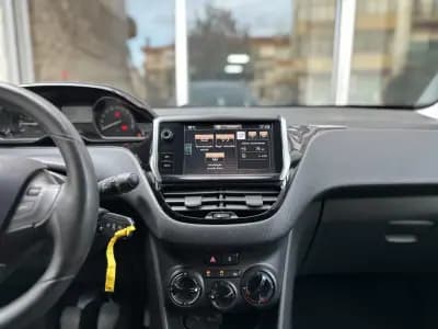 Sell Peugeot 2008 2016 - 9990 EUR, 49000 km - AUTO.MOTO.pt