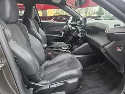 Sell Peugeot 2008 2021 - 19500 EUR, 61150 km - AUTO.MOTO.pt