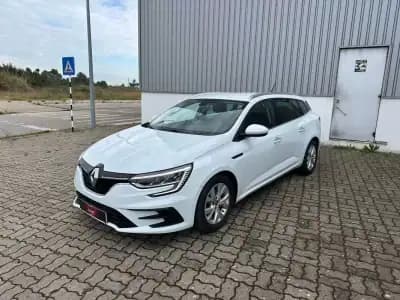Sell Renault Mégane Sport Tourer 2022 - 17990 EUR, 142667 km - AUTO.MOTO.pt