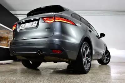 Sell Jaguar F-Pace 2018 - 33900 EUR, 70000 km - AUTO.MOTO.pt