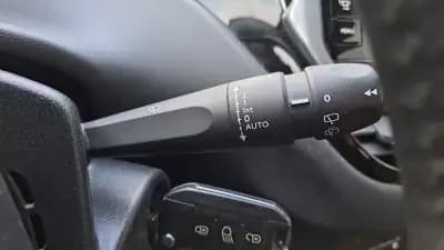 Sell Peugeot 208 2013 - 7980 EUR, 164784 km - AUTO.MOTO.pt