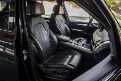 Sell BMW X5 2018 - 31000 EUR, 155206 km - AUTO.MOTO.pt