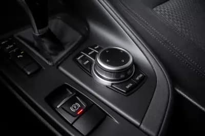 Vendo BMW X1 2020 - 23500 EUR, 111485 km - AUTO.MOTO.pt