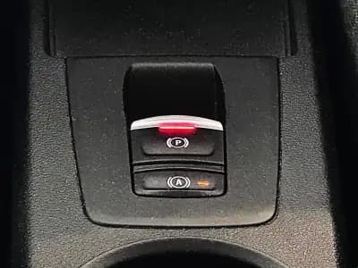 Vendo Renault Zoe 2020 - 16500 EUR, 105000 km - AUTO.MOTO.pt