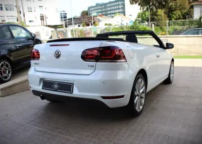Vendo Volkswagen Golf Cabriolet 2013 - 12450 EUR, 104500 km - AUTO.MOTO.pt
