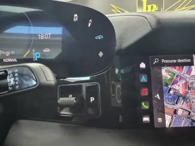 Vendo Porsche Taycan 2021 - 67000 EUR, 60000 km - AUTO.MOTO.pt