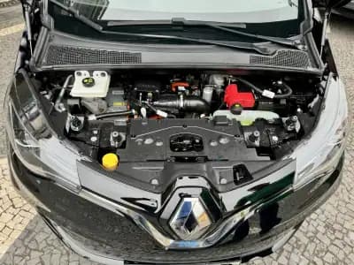 Sell Renault Zoe 2020 - 25500 EUR, 30800 km - AUTO.MOTO.pt