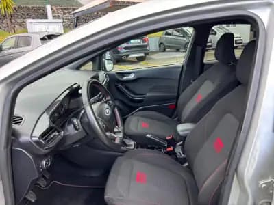 Vendo Ford Fiesta 2022 - 19490 EUR, 60249 km - AUTO.MOTO.pt