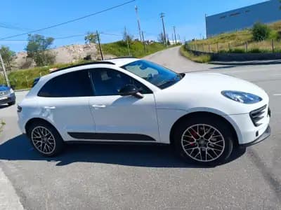 Vendo Porsche Macan 2016 - 47500 EUR, 155000 km - AUTO.MOTO.pt