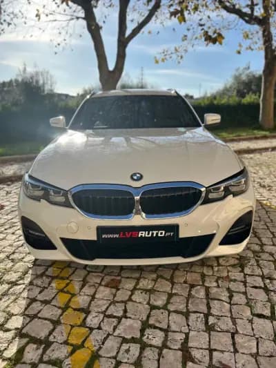 Vendo BMW 330 2019 - 30000 EUR, 210000 km - AUTO.MOTO.pt