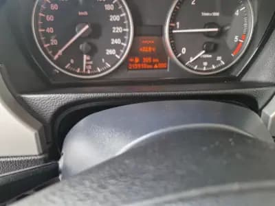 Vendo BMW 318 2008 - 7990 EUR, 215000 km - AUTO.MOTO.pt