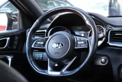 Vendo Kia ProCeed 2020 - 24750 EUR, 137140 km - AUTO.MOTO.pt