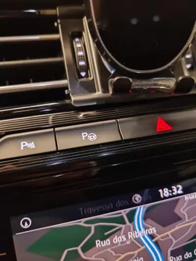 Vendo Volkswagen Arteon 2018 - 19900 EUR, 197000 km - AUTO.MOTO.pt