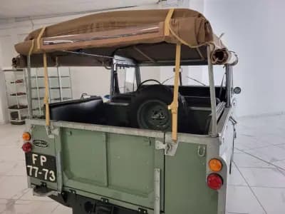 Vendo Land Rover Serie III 1973 - 35000 EUR, 87484 km - AUTO.MOTO.pt
