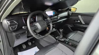 Vendo Citroën C4 2022 - 18500 EUR, 74150 km - AUTO.MOTO.pt