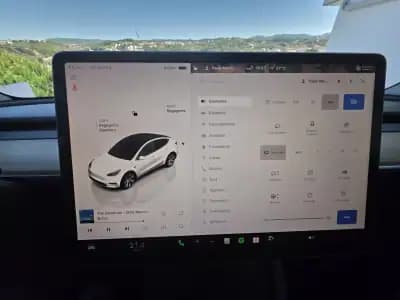 Vendo Tesla Model Y 2022 - 37000 EUR, 90000 km - AUTO.MOTO.pt