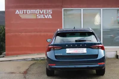 Vendo Skoda Octavia Break 2020 - 18750 EUR, 100000 km - AUTO.MOTO.pt