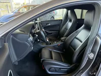 Sell Mercedes-Benz CLA 180 2016 - 17950 EUR, 144843 km - AUTO.MOTO.pt