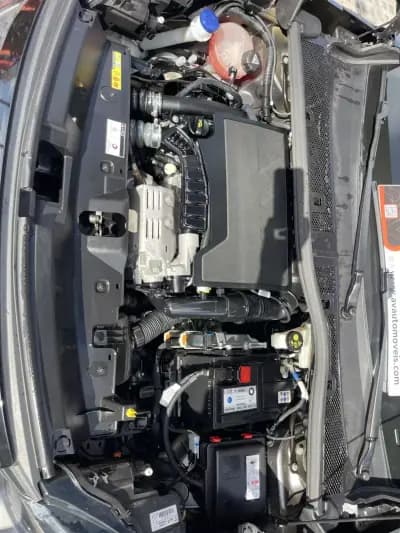 Vendo Peugeot 2008 2021 - 17950 EUR, 96530 km - AUTO.MOTO.pt