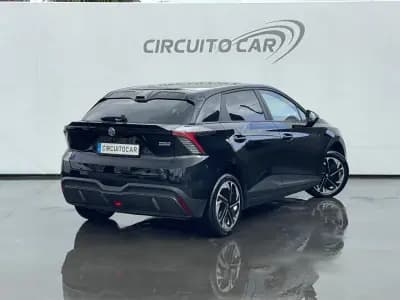 Sell MG MG4 2023 - 19850 EUR, 7054 km - AUTO.MOTO.pt