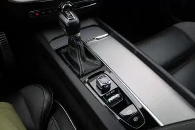 Vendo Volvo XC 60 2020 - 33990 EUR, 168000 km - AUTO.MOTO.pt