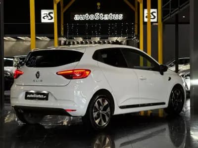 Vendo Renault Clio 2022 - 13990 EUR, 72588 km - AUTO.MOTO.pt
