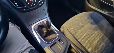 Vendo Opel Insignia 2016 - 10000 EUR, 236500 km - AUTO.MOTO.pt