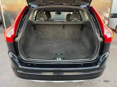 Sell Volvo XC 60 2015 - 18900 EUR, 176607 km - AUTO.MOTO.pt