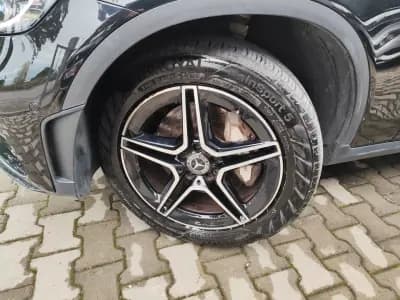 Vendo Mercedes-Benz GLC 300 2021 - 47900 EUR, 64000 km - AUTO.MOTO.pt