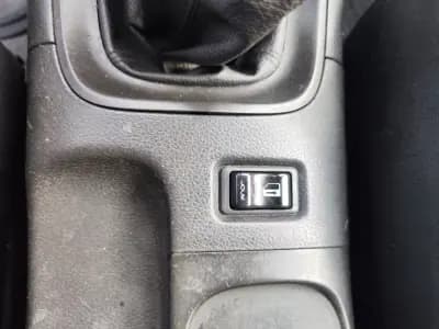 Vendo Nissan Primera 2012 - 4480 EUR, 280500 km - AUTO.MOTO.pt