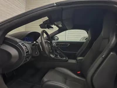Vendo Jaguar F-Type 2021 - 58950 EUR, 29493 km - AUTO.MOTO.pt