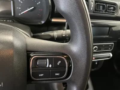 Vendo Citroën C3 2017 - 9250 EUR, 111033 km - AUTO.MOTO.pt