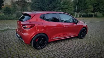 Sell Renault Clio 2014 - 17700 EUR, 146000 km - AUTO.MOTO.pt