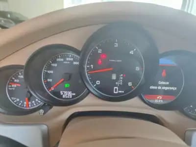 Sell Porsche Panamera 2012 - 41990 EUR, 58000 km - AUTO.MOTO.pt