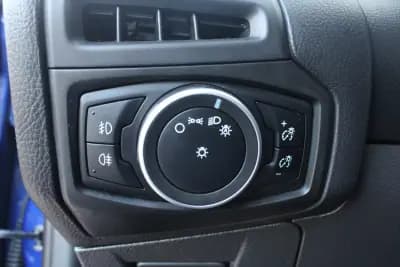 Vendo Ford Focus 2016 - 17990 EUR, 194500 km - AUTO.MOTO.pt