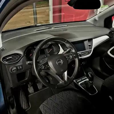 Vendo Opel Crossland X 2020 - 13350 EUR, 32238 km - AUTO.MOTO.pt