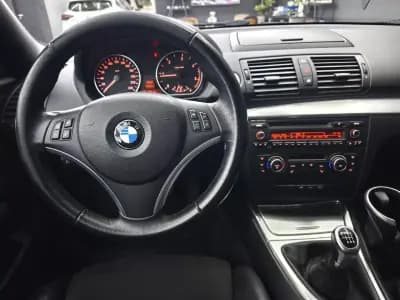 Vendo BMW 118 2012 - 13950 EUR, 239213 km - AUTO.MOTO.pt